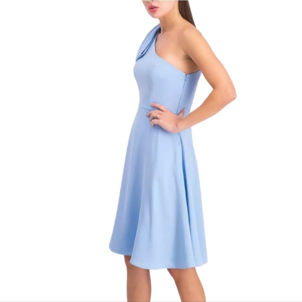 Gal Meets Glam Blue Yvonne One Shoulder Bow Cocktail Dress Size 6P *FLAW* - Picture 12 of 15